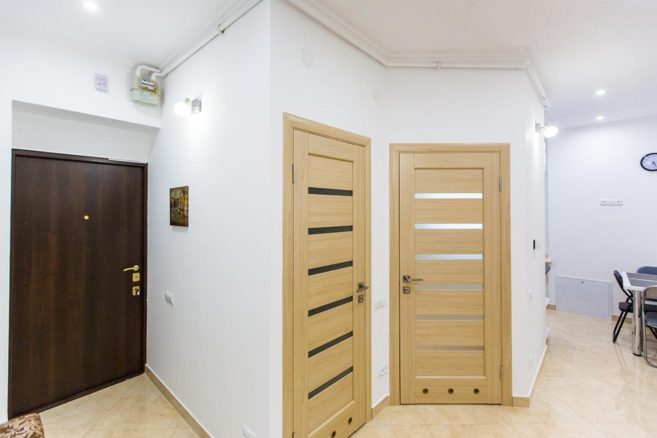 Avangard Kulisha 6B Apart Lwów Zewnętrze zdjęcie